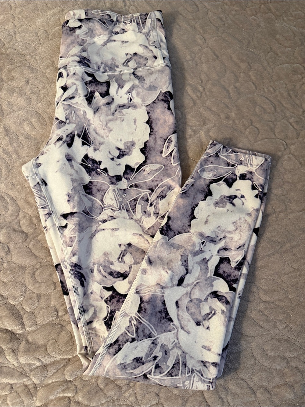 Varley High-Rise Floral Watercolor Leggings - White, Gray, Black